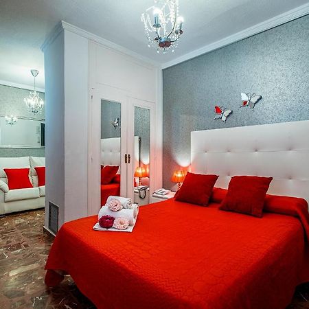 Hotel Ginés Buitenkant foto