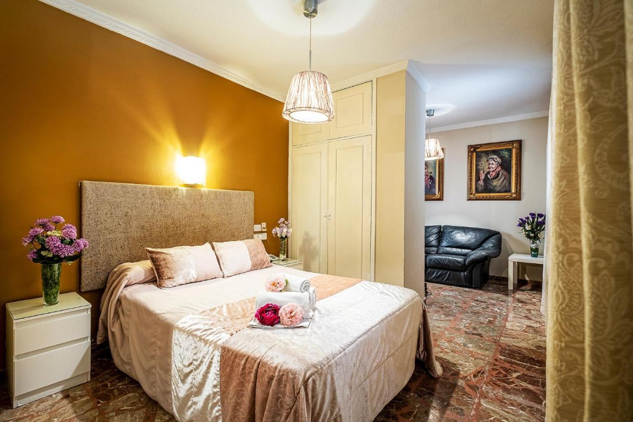 Hotel Ginés Buitenkant foto