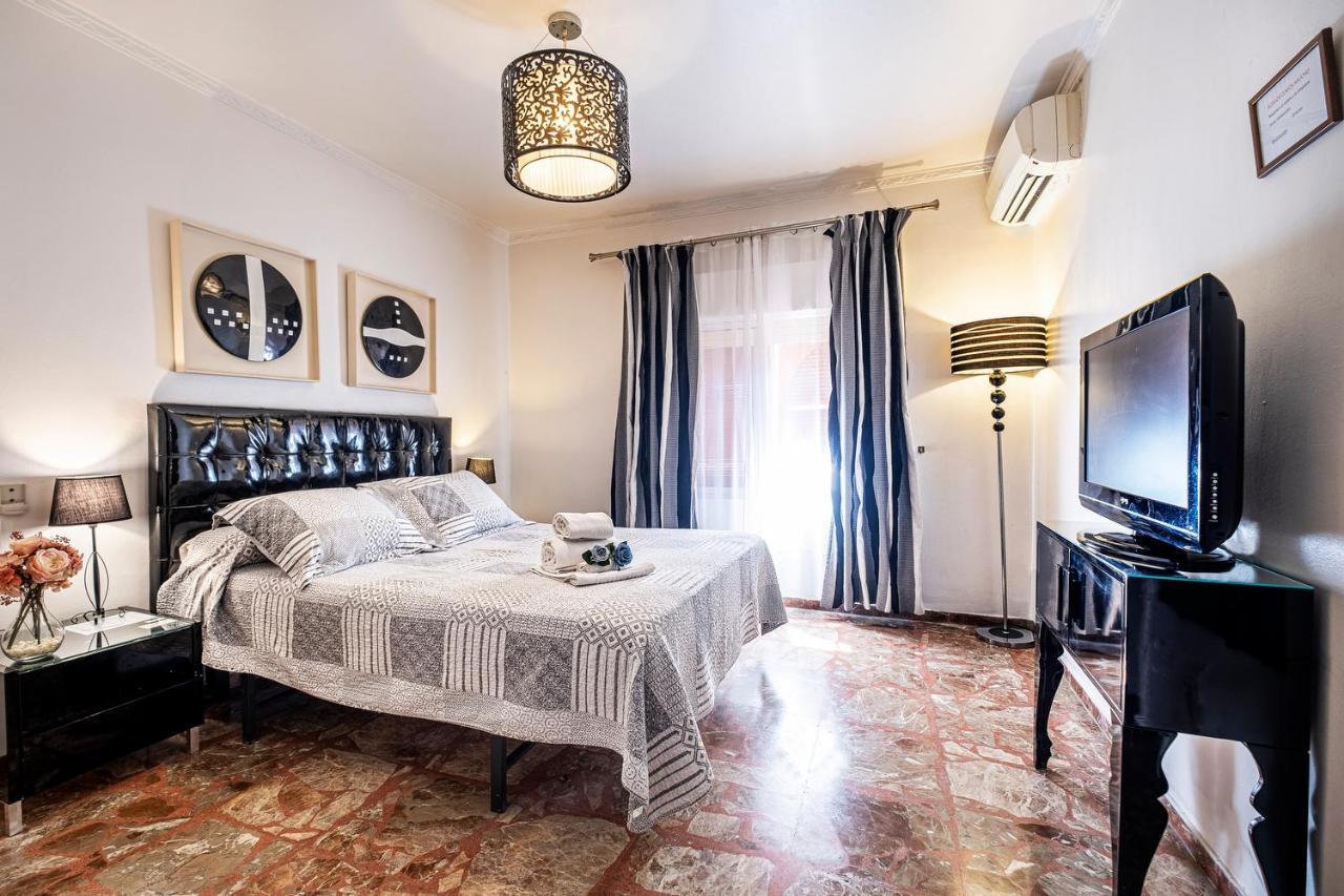 Hotel Ginés Buitenkant foto