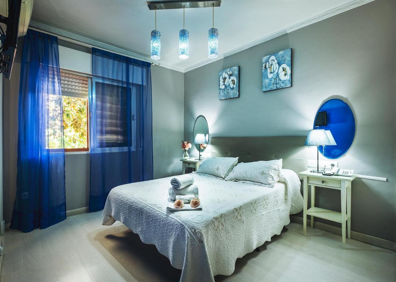 Hotel Ginés Buitenkant foto