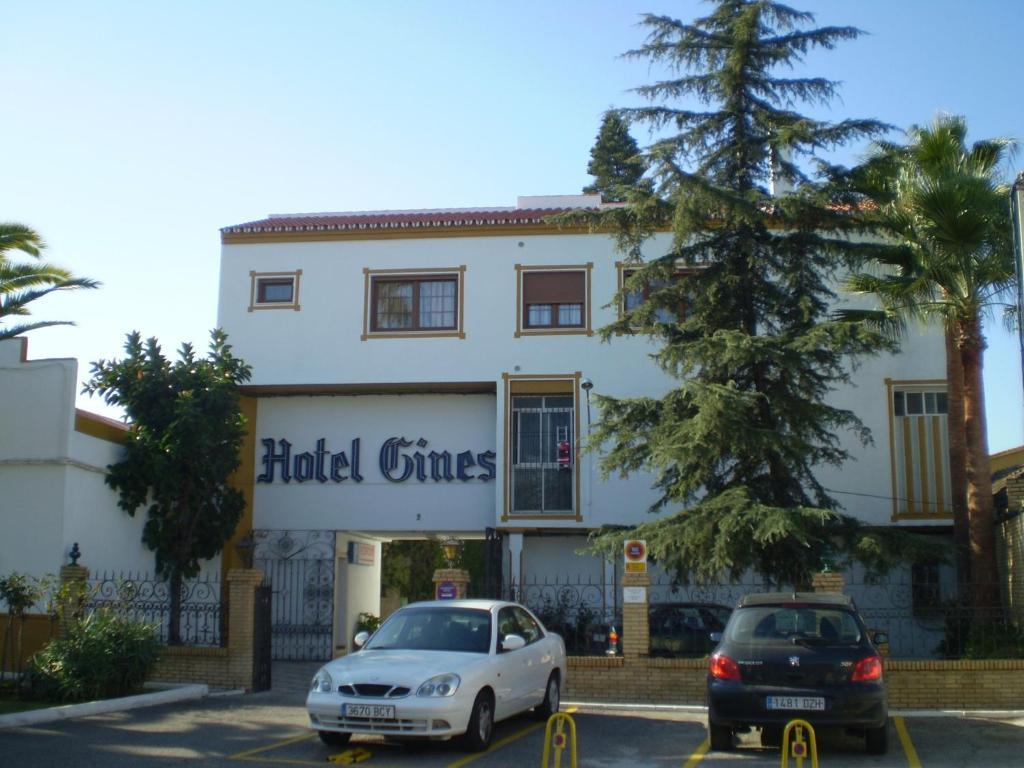 Hotel Ginés Buitenkant foto